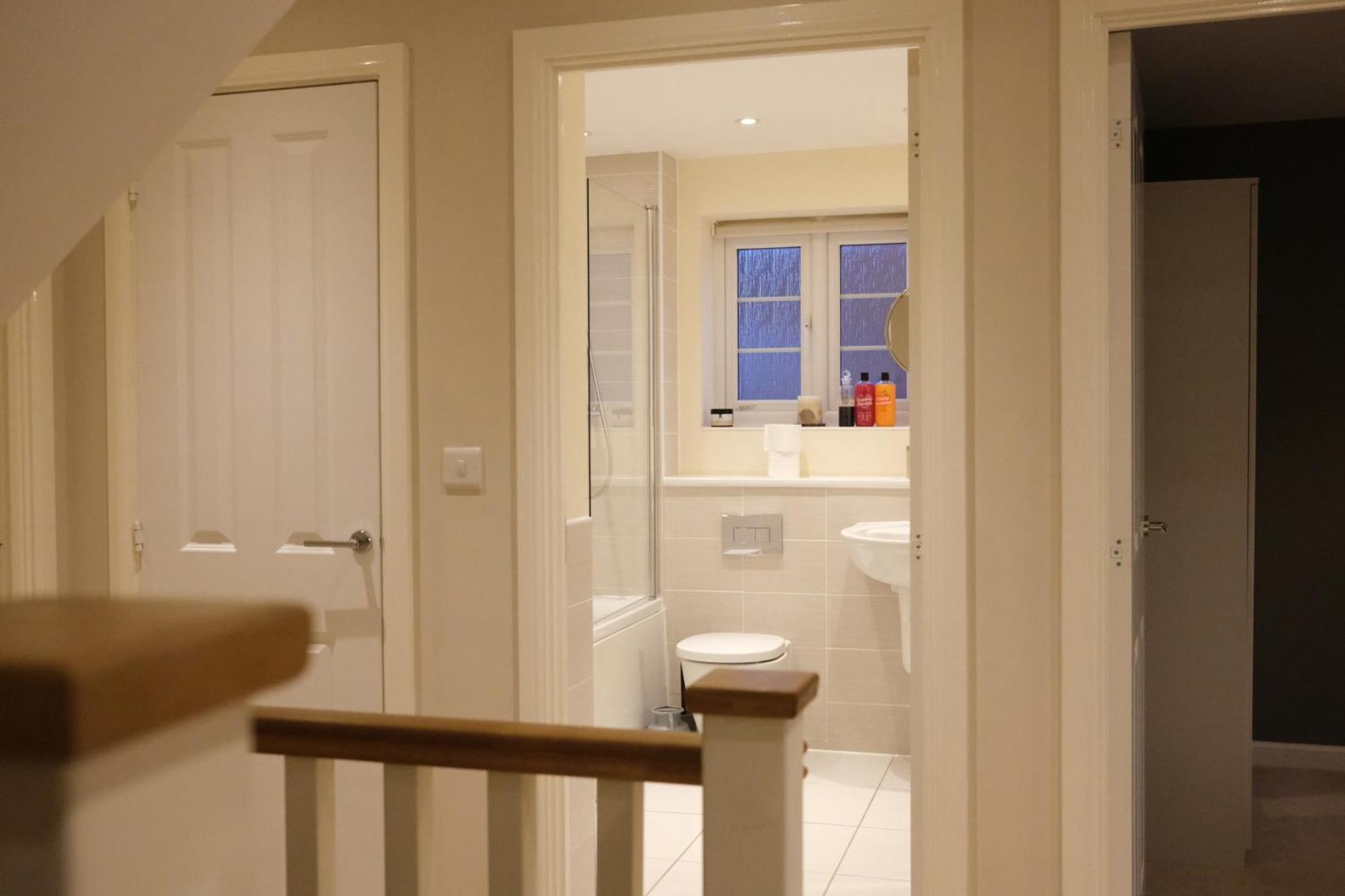 Luxury 6-Bedroom House 5 Minutes From Bicester Village Shopping Outlet Chesterton  Ngoại thất bức ảnh