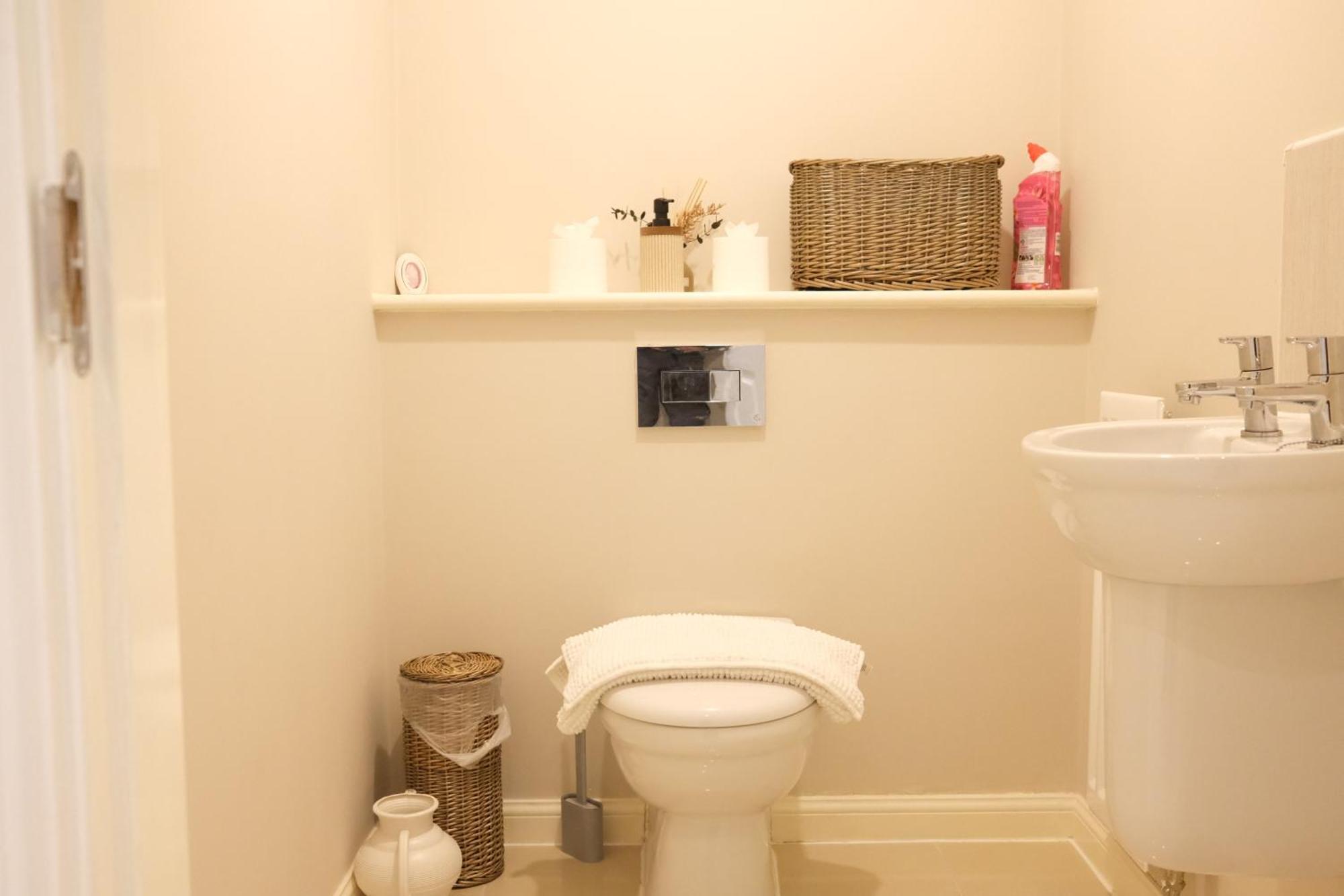 Luxury 6-Bedroom House 5 Minutes From Bicester Village Shopping Outlet Chesterton  Ngoại thất bức ảnh