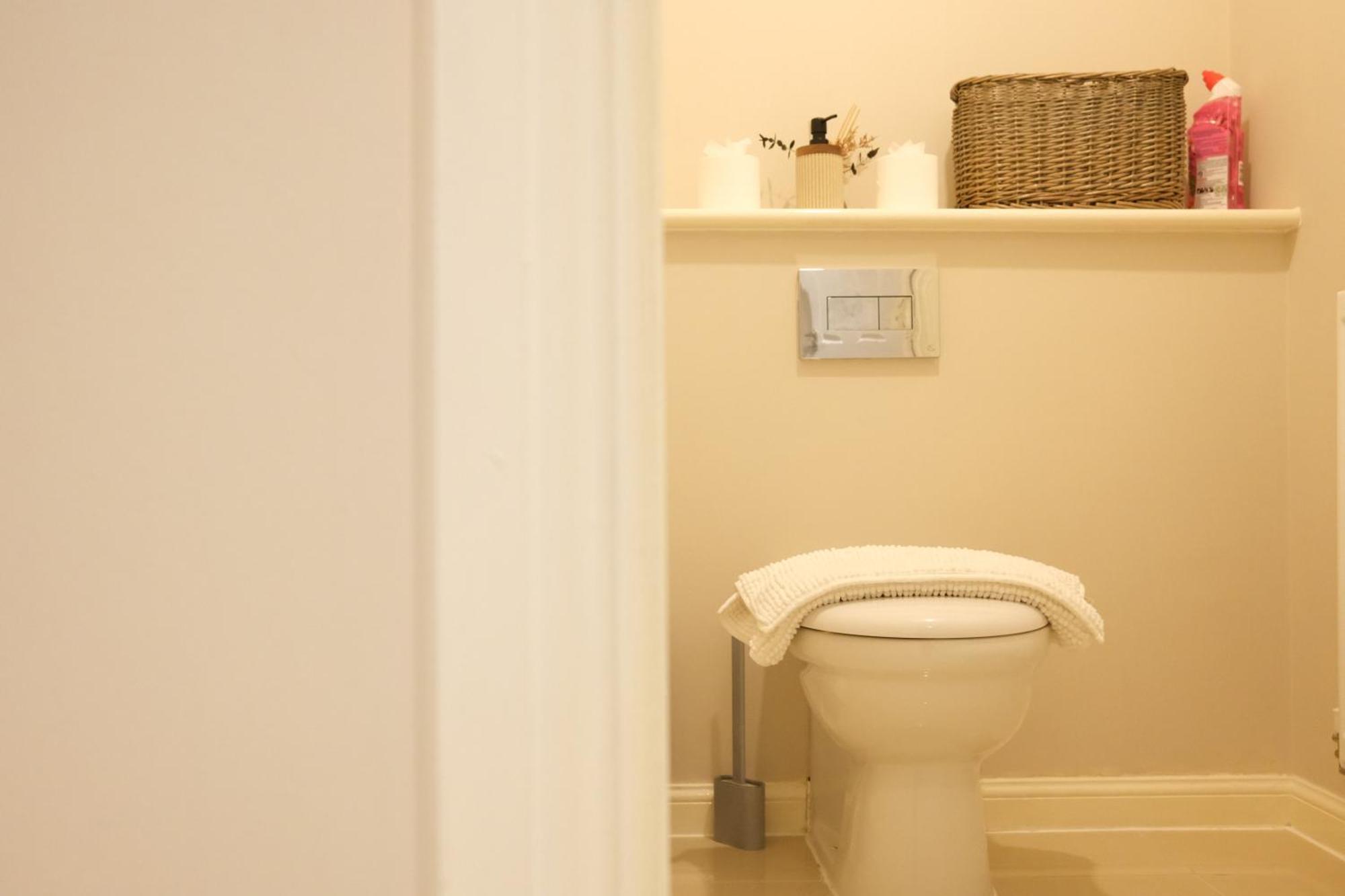Luxury 6-Bedroom House 5 Minutes From Bicester Village Shopping Outlet Chesterton  Ngoại thất bức ảnh